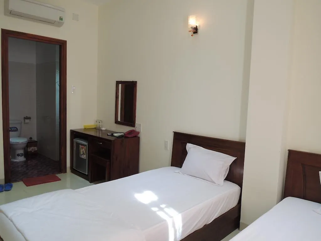 Long Chau Hotel Nha Trang