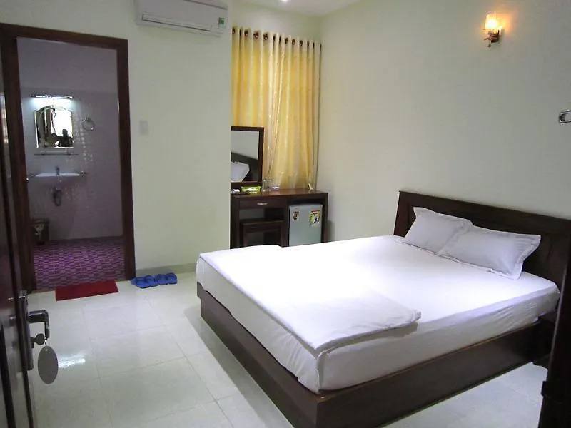 Long Chau Hotel Nha Trang 0*,